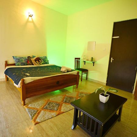 Coco Nest Resort Mahabalipuram Exteriör bild